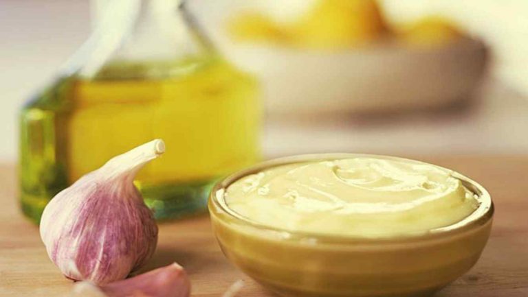Crema fría de ajo