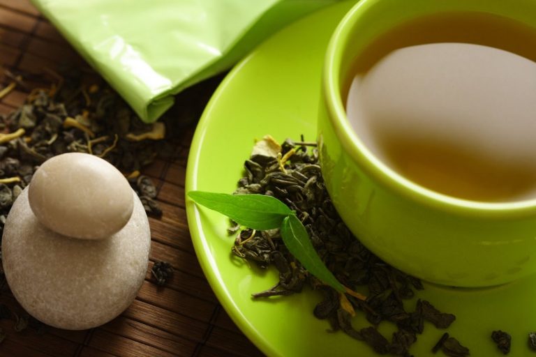Té verde vs. Té negro: ¿qué sabés de ellos?