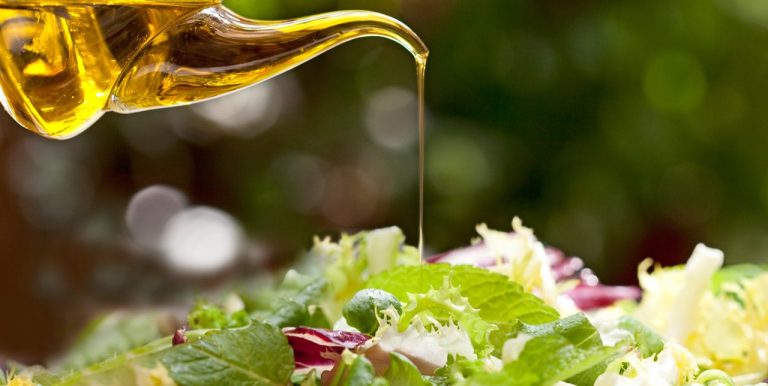 Verduras y aceite de oliva para prevenir la artritis reumatoide