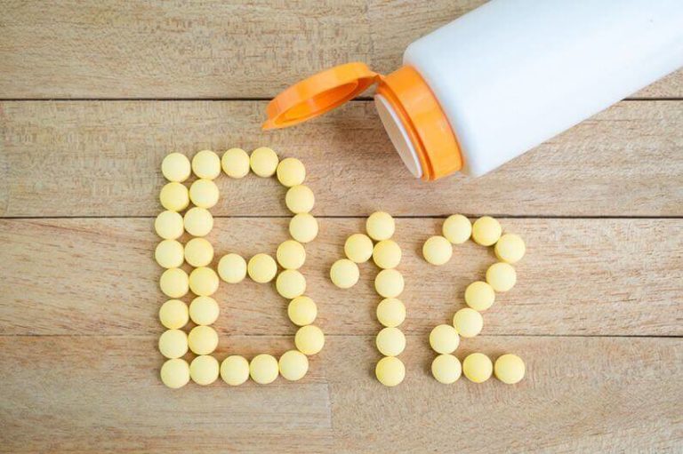 Deficiencia de vitamina B12 por insuficiencia dietética